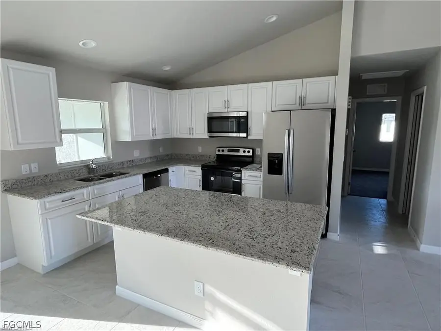 4334 SW 9th Place, Cape Coral, FL 33914 - #3