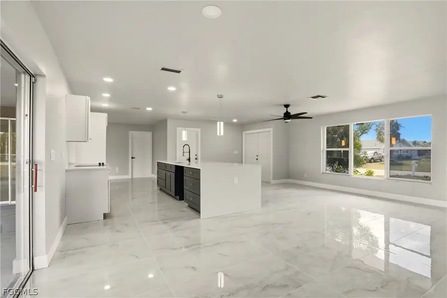 3805 SE 12th Avenue, Cape Coral, FL 33904 - #2