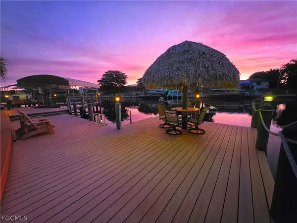 1710 SE 10th Place, Cape Coral, FL 33990