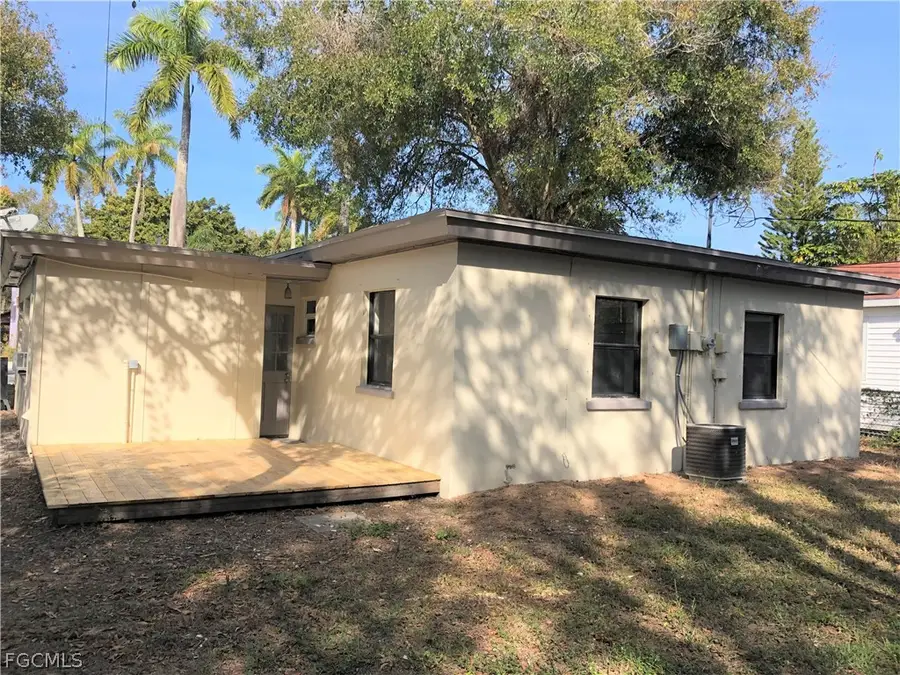 1708 Sunset Place, Fort Myers, FL 33901 - #2