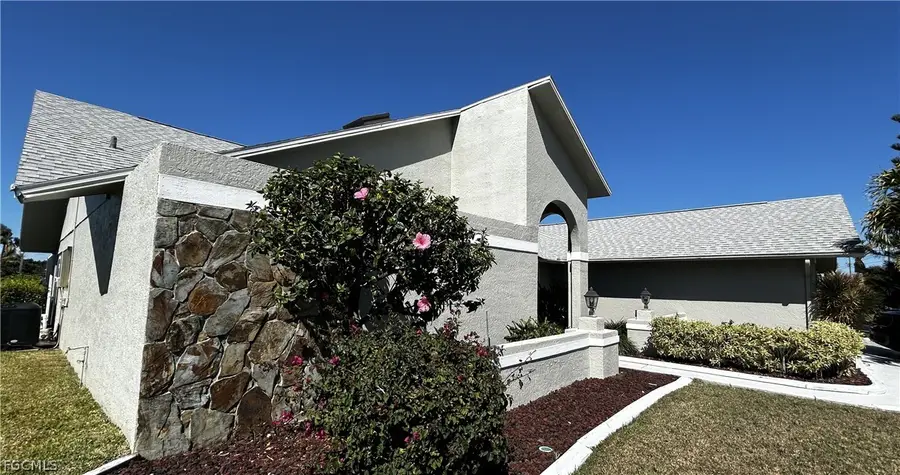 1926 SE 10th Place, Cape Coral, FL 33990 - #3