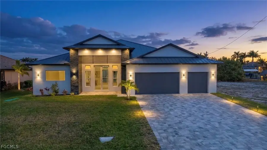 816 NW 39th Avenue, Cape Coral, FL 33993 - #2