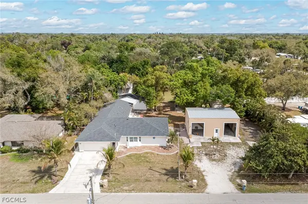 1672 Many Road, North Fort Myers, FL 33903