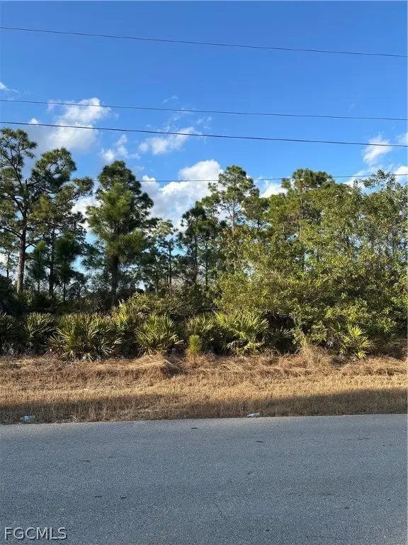 927 Sterling Street E, Lehigh Acres, FL 33974 - #2