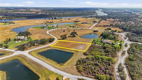 23000 Crookedwood Loop, Alva, FL 33920