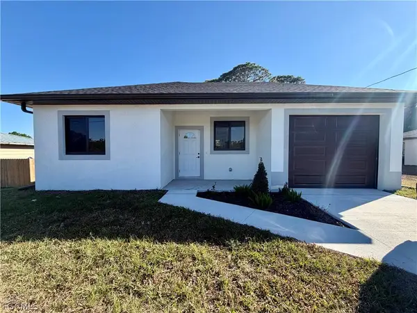 3705 8th Street Sw, Lehigh Acres, FL 33976