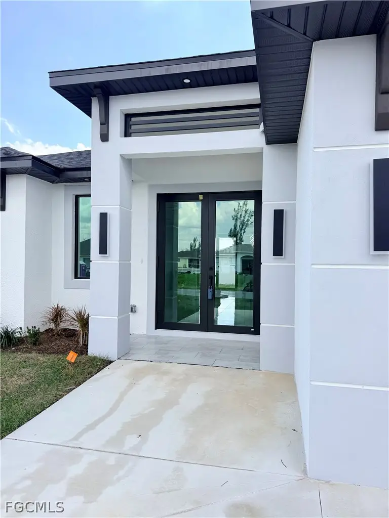 822 NE 19th Street, Cape Coral, FL 33909 - #2