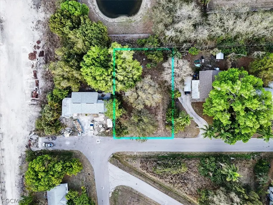 407 Baltimore Avenue, Fort Myers, FL 33905 - #3