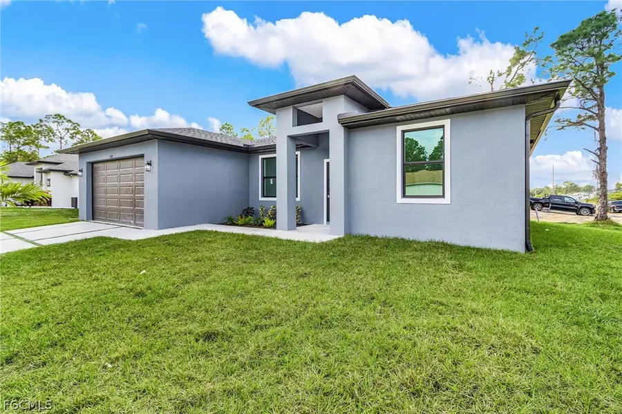 1507 W 11th Street, Lehigh Acres, FL 33972 - #3