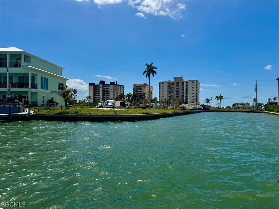 507 Carlos Circle, Fort Myers Beach, FL 33931 - #3