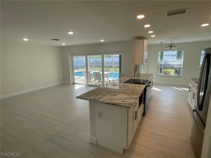 3502 SE 22nd Place, Cape Coral, FL 33904 - #2