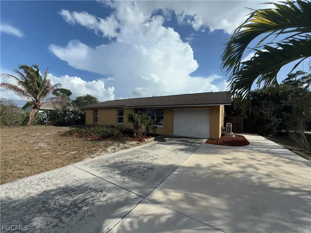 9112 Pineapple Road, Fort Myers, FL 33967 - #1