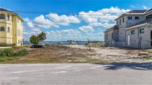 5929 SW 1st Avenue, Cape Coral, FL 33914