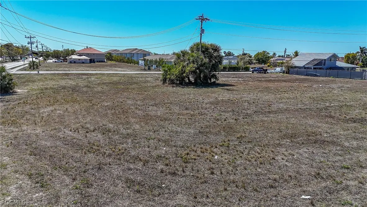804 Gleason Pkwy, Cape Coral, FL 33914 - #1