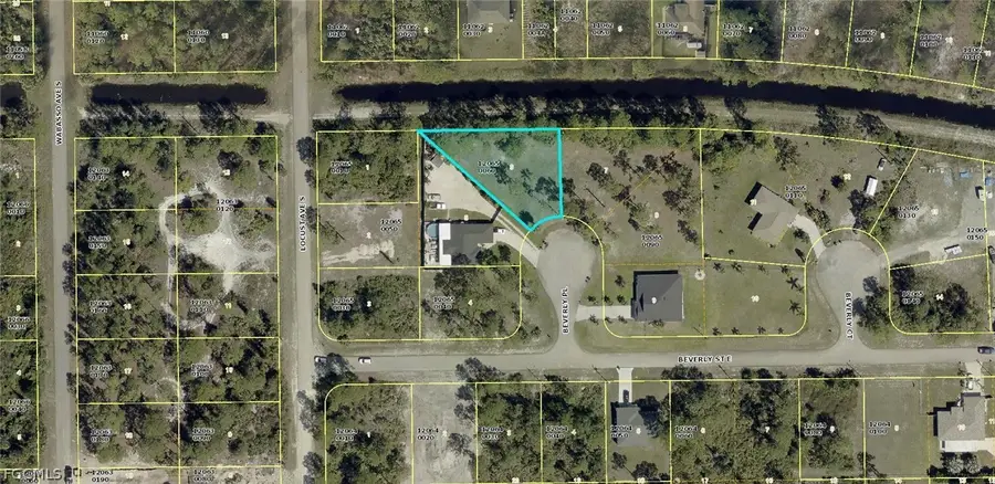 624 Beverly Place, Lehigh Acres, FL 33974 - #3