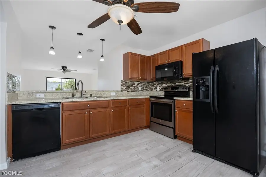 336 NE 30th Terrace, Cape Coral, FL 33909 - #3