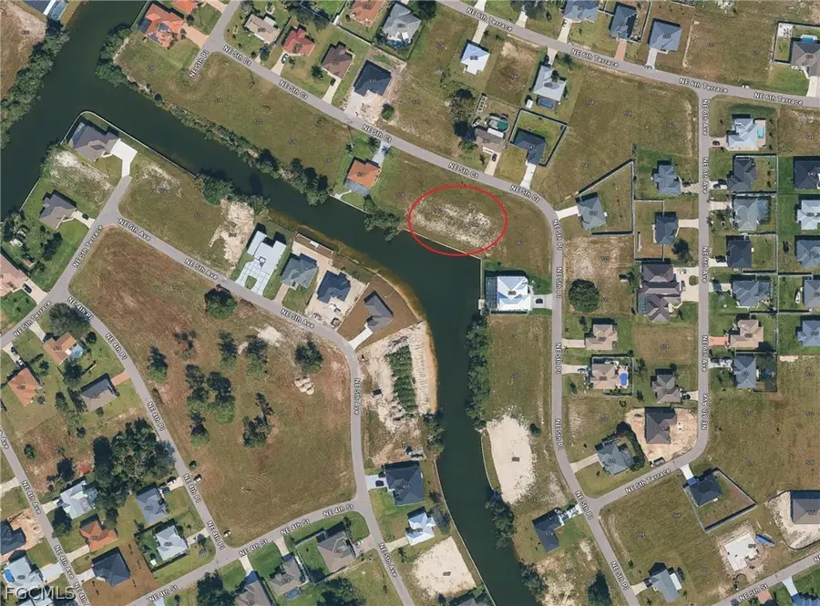542 NE 5th Court, Cape Coral, FL 33909 - #2