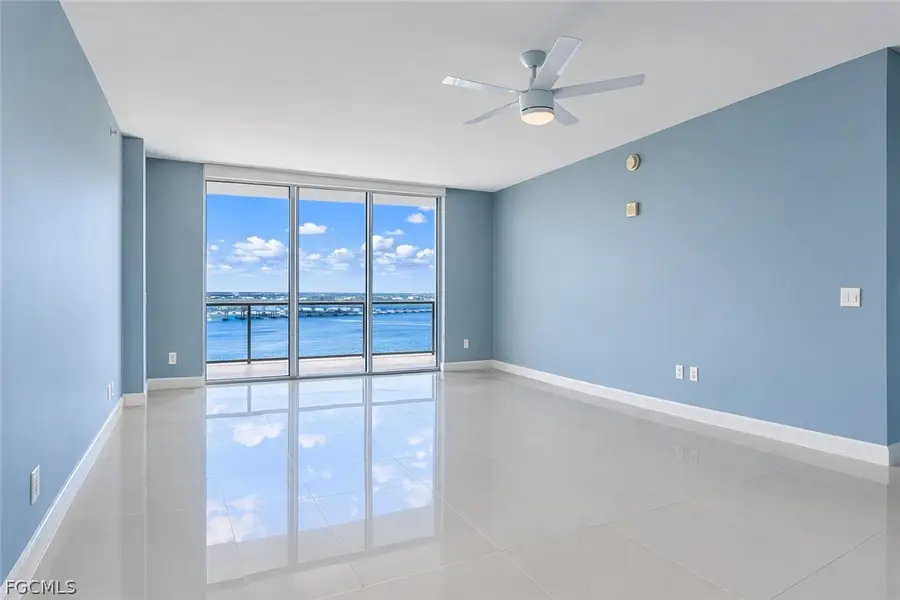3000 Oasis Grand Boulevard #2405, Fort Myers, FL 33916 - #3
