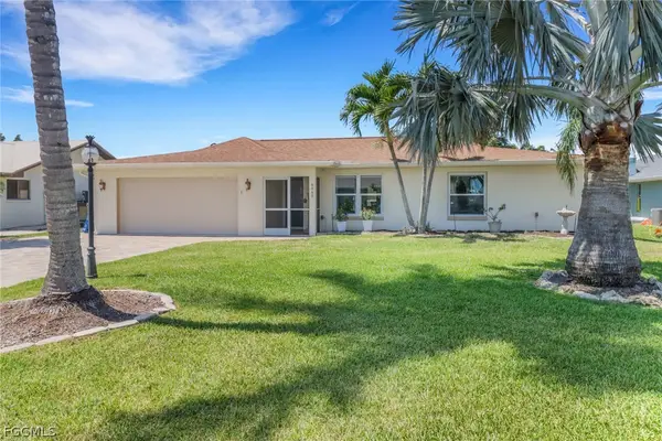 6060 Perthshire Lane, Fort Myers, FL 33908