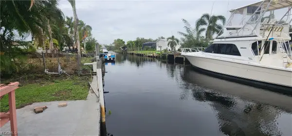 2232 Marina Park Drive, Fort Myers, FL 33905