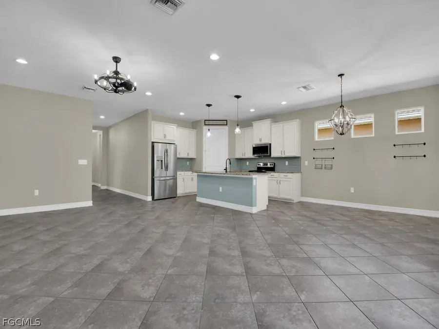 4211 Dutchess Park Road, Fort Myers, FL 33916 - #3