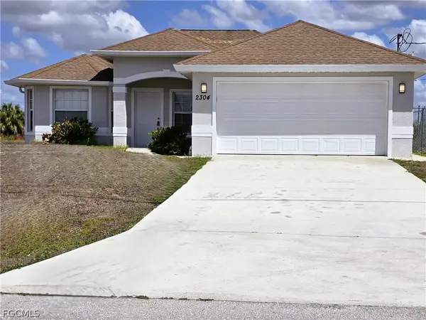 2304 Christopher Avenue N, Lehigh Acres, FL 33971