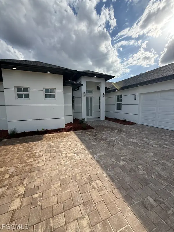 3705 36th Street Sw, Lehigh Acres, FL 33976