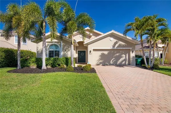 2527 Blackburn Circle, Cape Coral, FL 33991