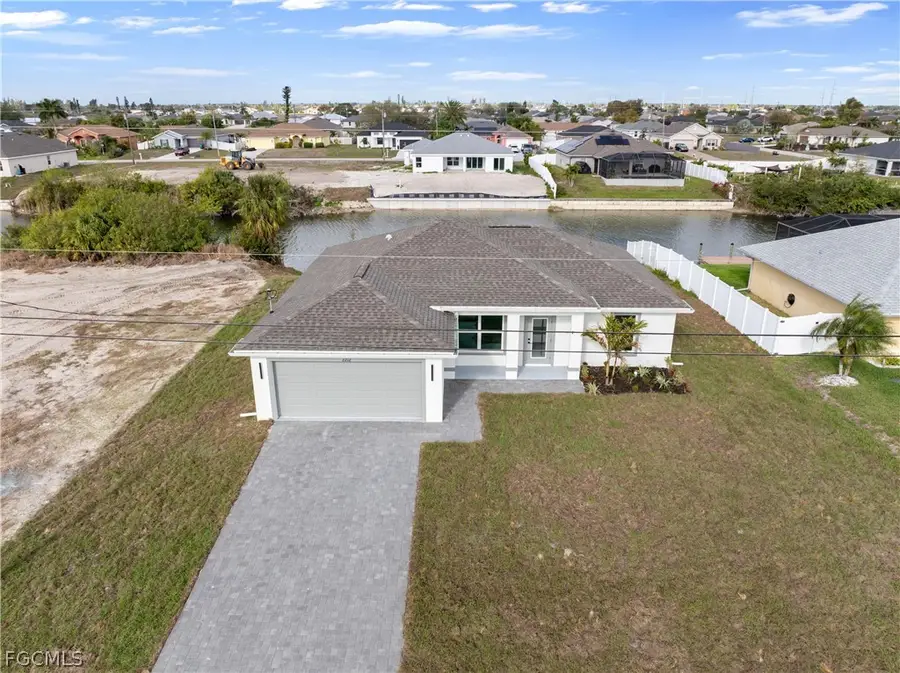 2212 NE 6th Avenue, Cape Coral, FL 33909 - #3