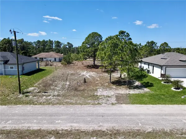 1044 Marshall Avenue S, Lehigh Acres, FL 33974