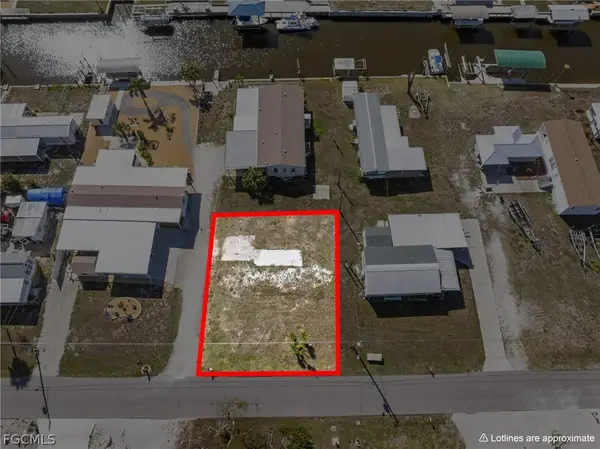 4987 Flamingo Drive, St James City, FL 33956