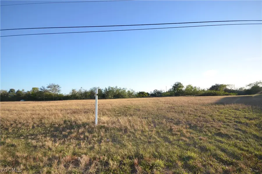 702 NE 12th Street, Cape Coral, FL 33909 - #3