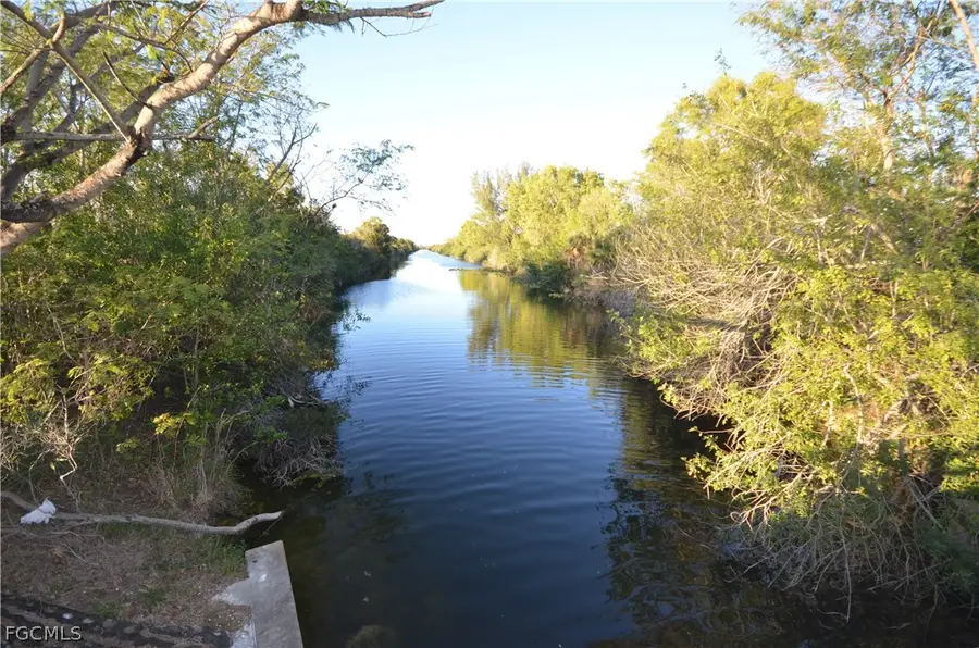 1001 NE 5th Place, Cape Coral, FL 33909 - #2