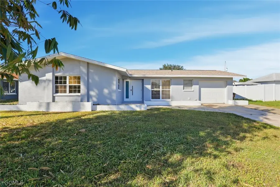 3420 SE 4th Place, Cape Coral, FL 33904 - #2