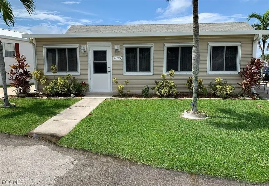 7029 Granada Lakes Drive, Fort Myers, FL 33967 - #2