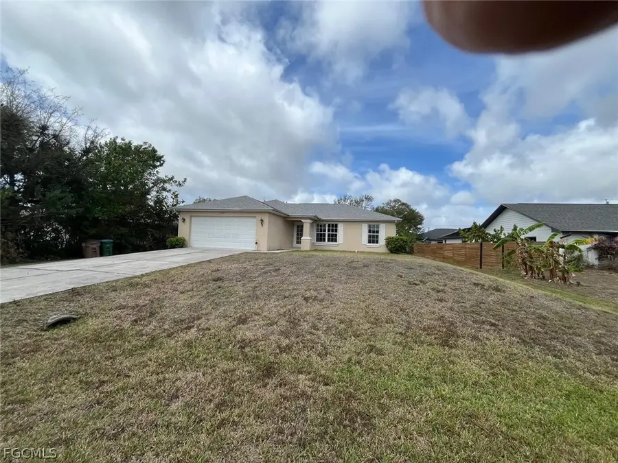 1808 SW 2nd Place, Cape Coral, FL 33991 - #2