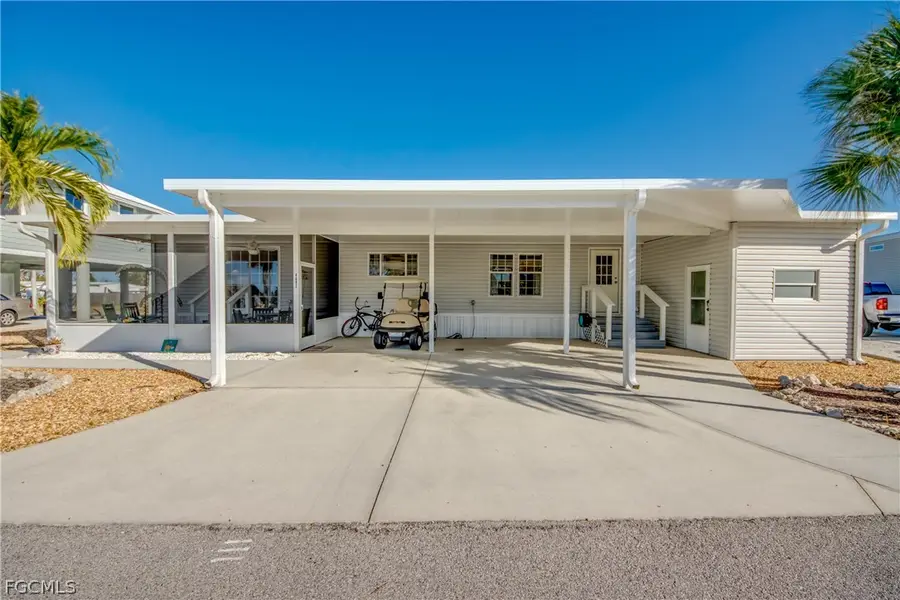 4892 Gulfgate Lane, Saint James City, FL 33956 - #3