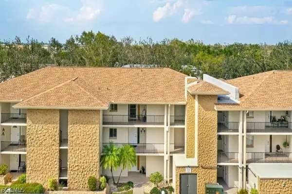 2100 Barkeley Lane #19, Fort Myers, FL 33907
