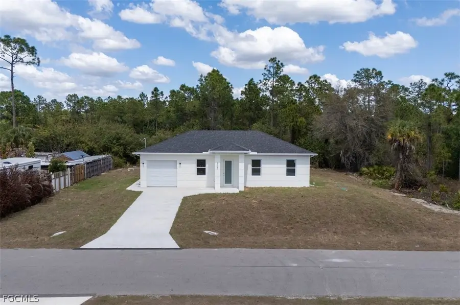 105 E 9th Street, Lehigh Acres, FL 33972 - #2