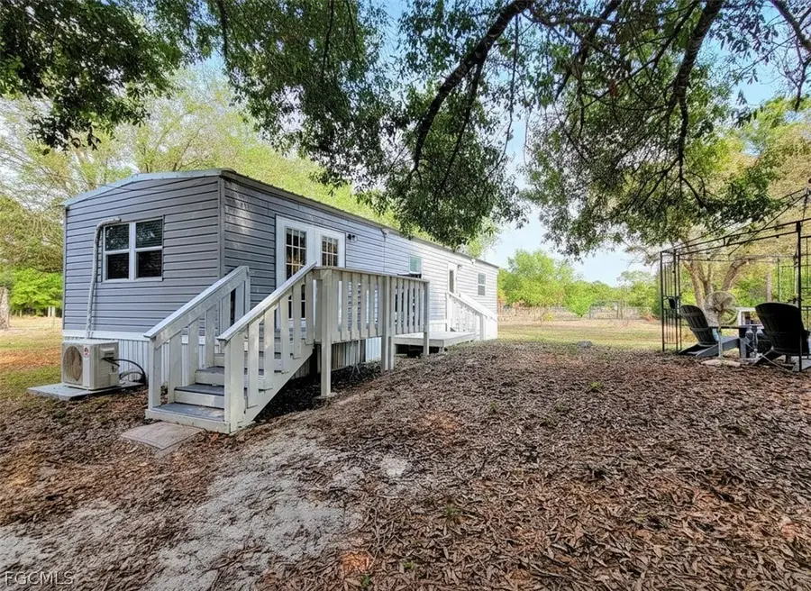 501 Wildwood Avenue, Clewiston, FL 33440 - #2
