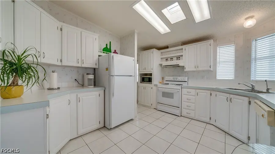 511 Horizon Drive, North Fort Myers, FL 33903 - #3