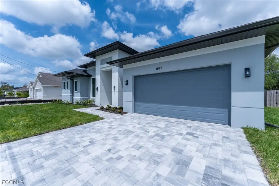 1625 SW 4th Street, Cape Coral, FL 33991 - #2