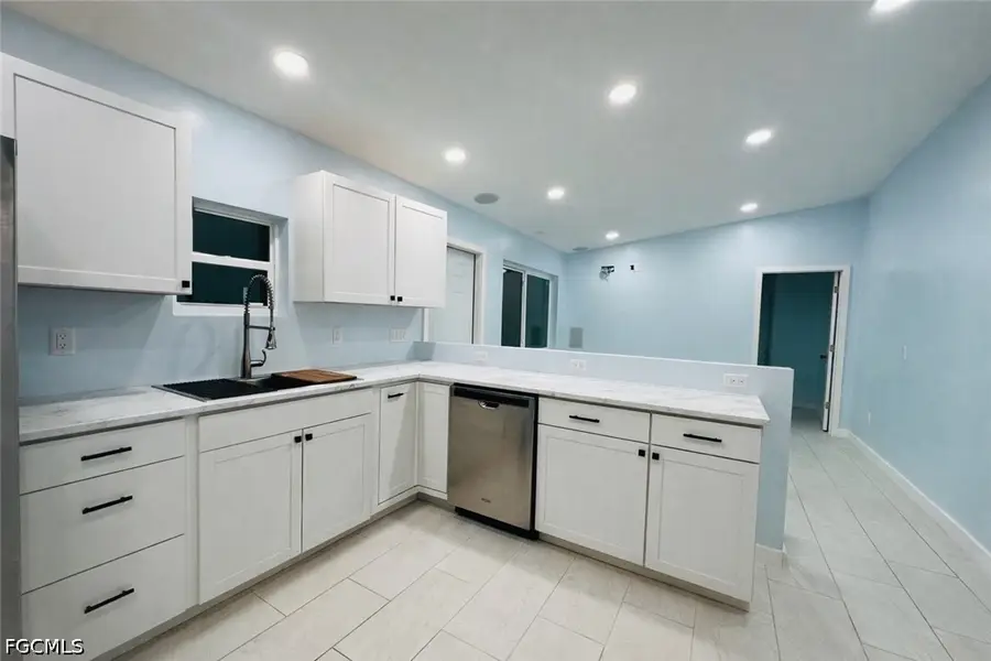 149 Hibiscus Drive, Fort Myers Beach, FL 33931 - #3