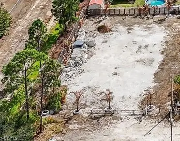 2915 4th Street Sw, Lehigh Acres, FL 33976