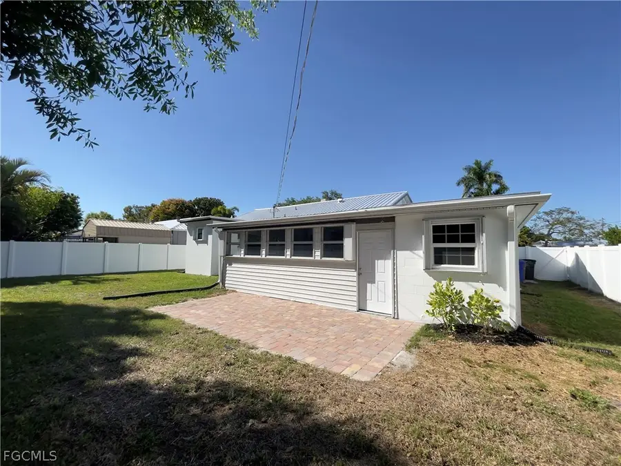 1562 Ransom Street, Fort Myers, FL 33901 - #2