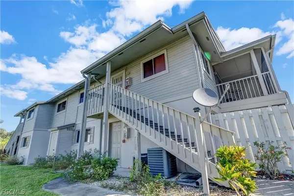 5761 Foxlake Drive #F, North Fort Myers, FL 33917