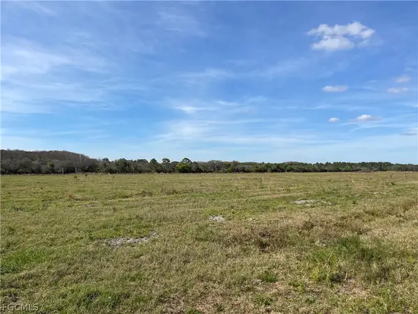 Secretariat Drive, Labelle, FL 33935
