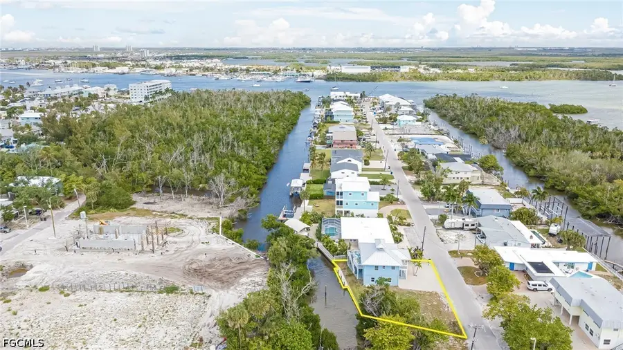 103 Tropical Shore Way, Fort Myers Beach, FL 33931 - #3