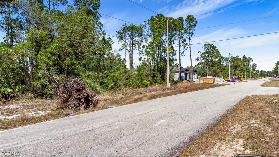 206 Aurora Avenue S, Lehigh Acres, FL 33974 - #2