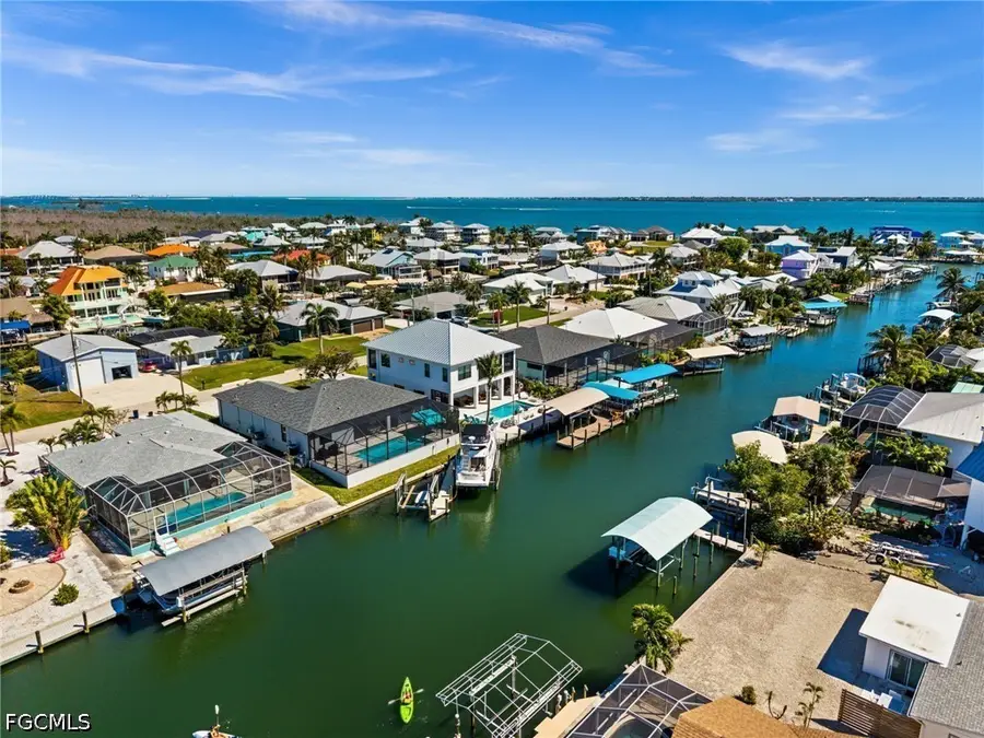 2443 Carambola Lane, Saint James City, FL 33956 - #3